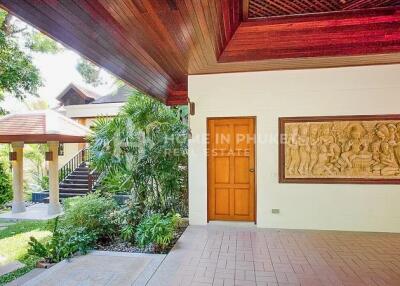 Tranquil Thai-Balinese Style Villa in Gated Community