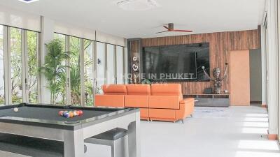 Contemporary 3-Bedroom Pool Villa in Si Sunthon