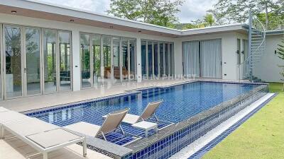 Contemporary 3-Bedroom Pool Villa in Si Sunthon