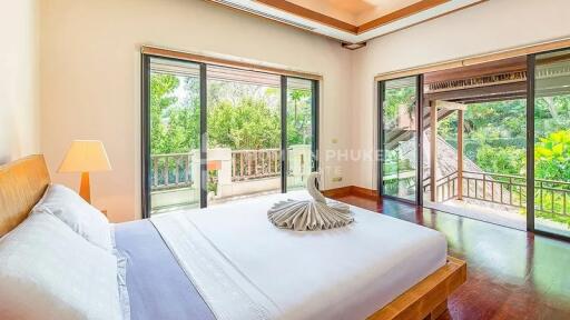 Private Thai-Balinese Villa Oasis with 4 Bedrooms