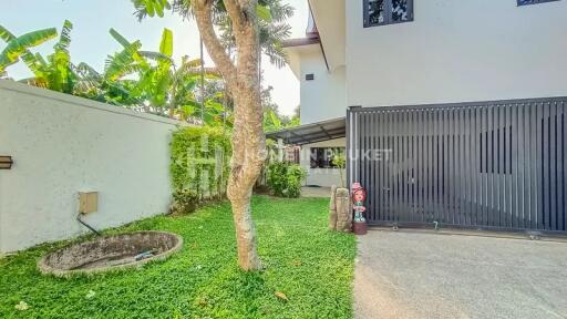 Family Home in Rawai with Private Pool