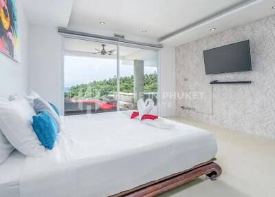 Sea View 3-Bed Penthouse in Kata