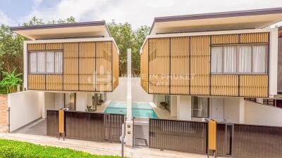 Modern Pool Villas Near Blue Tree