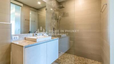 Modern Sea View 1-Bed Condo in Surin