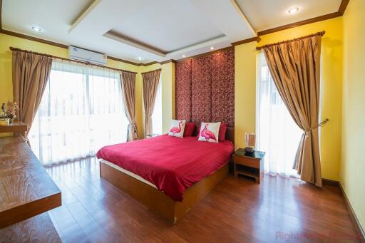 4 Bed House For Sale In Jomtien - View Point