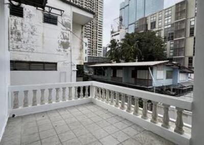 House for Rent in Sathon.