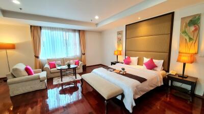 Piyathip Place Serviced Apartment