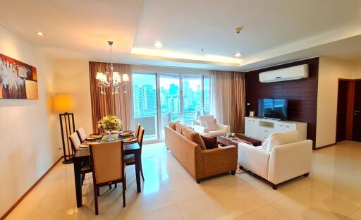 Piyathip Place Serviced Apartment