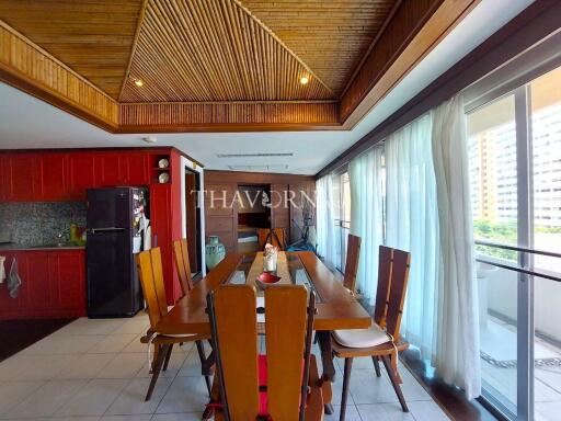 ขาย คอนโด 2 ห้องนอน 138 ตร.ม. ใน  Chateau Dale, Pattaya