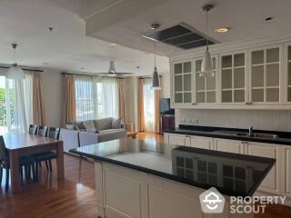 3-BR Condo at Krisna Residence near MRT Khlong Toei