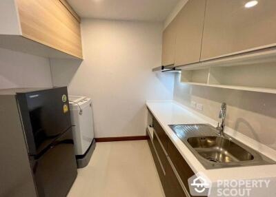 1-BR Condo at Supalai Premier Charoen Nakhon near BTS Krung Thon Buri