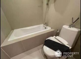 1-BR Condo at Noble Refine Prompong near BTS Phrom Phong