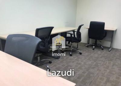 President Place / Office For Rent / null Bedroom / 15 SQM / BTS Chit Lom / Bangkok