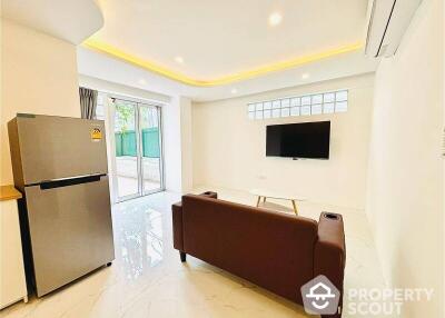 2-BR Condo at Waterford Park Rama 4 near BTS Phra Khanong