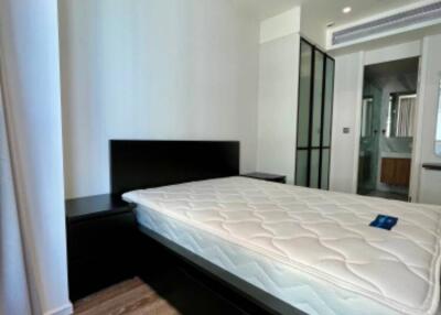 1-BR Condo at Muniq Sukhumvit 23 near MRT Sukhumvit