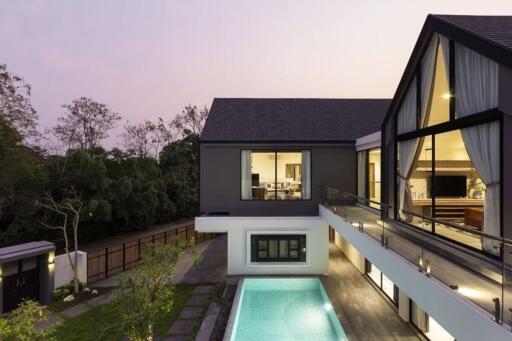 Modern house with private pool for sale in Hang Dong, Chiang Mai