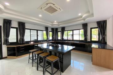 5 bedrooms house with a private pool for rent or sale in San Sai, Chiang Mai