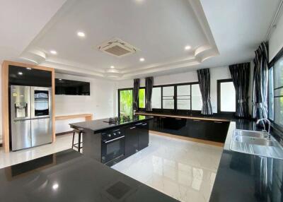 5 bedrooms house with a private pool for rent or sale in San Sai, Chiang Mai