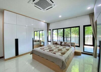 5 bedrooms house with a private pool for rent or sale in San Sai, Chiang Mai