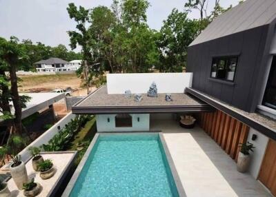 A modern house 5 bed with pool for rent or sale in Hang Dong, Chiang Mai