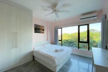 2 bed unit with pool view for sale in Muang Chiang Mai