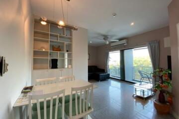 2 bed unit with pool view for sale in Muang Chiang Mai