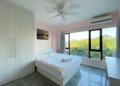 2 bed unit with pool view for sale in Muang Chiang Mai