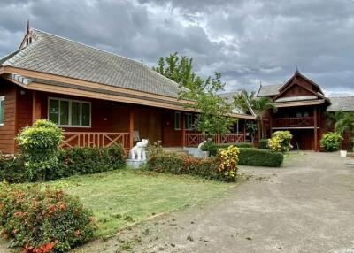 Thai Style Villas for sale in Sankhampeang, Chiang Mai