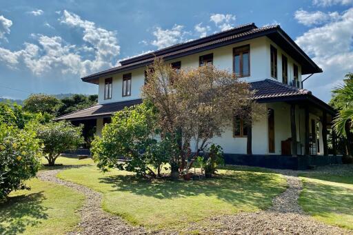 A family house with 4 bed for rent in Mae Rim, Chiang Mai