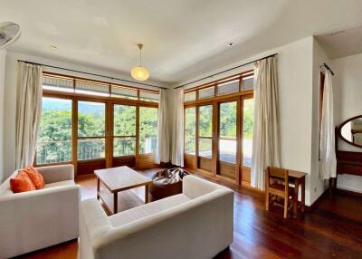 A family house with 4 bed for rent or sale in Mae Rim, Chiang Mai