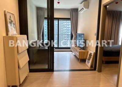 Condo at Life Asoke Hype for rent