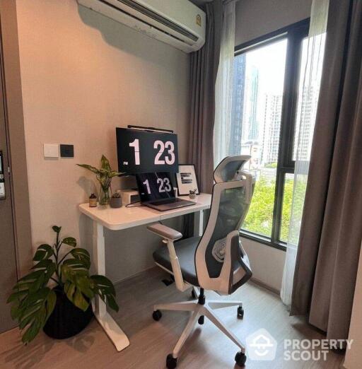 1-BR Condo at Life Asoke - Rama 9 near MRT Phra Ram 9