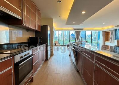 3 Bedrooms plus Study with Lumphini Park Views - Ratchadamri