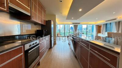 3 Bedrooms plus Study with Lumphini Park Views - Ratchadamri