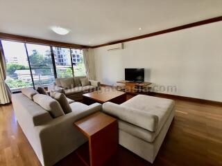 4 Bedrooms Furnished Apartment close to Asok BTS