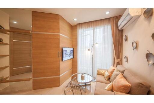27 Sqm., 1 Bed, 1 Bath Townhouse listed for ฿ 2,450,000.