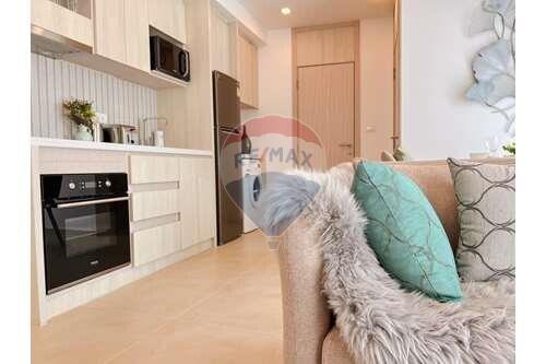 51 Sqm., 2 Beds, 2 Baths Townhouse listed for ฿ 4,326,000.