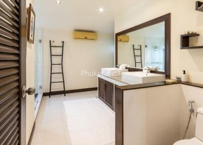 Modern bathroom with double sinks and contemporary decor