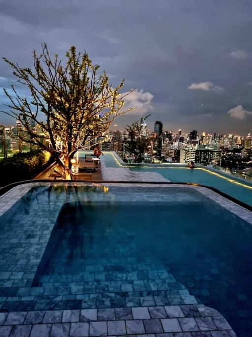 Condo for Rent at Ashton Chula-Silom