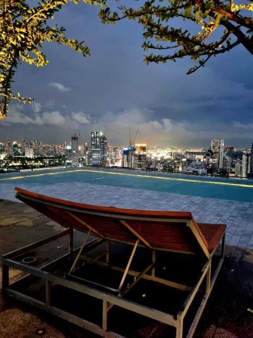 Condo for Rent at Ashton Chula-Silom