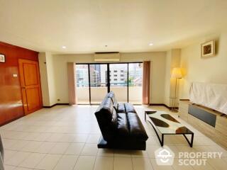 2-BR Condo at Centurion Park near BTS Ari