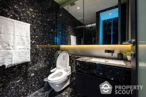 1-BR Condo at Beatniq Sukhumvit 32 near BTS Thong Lor