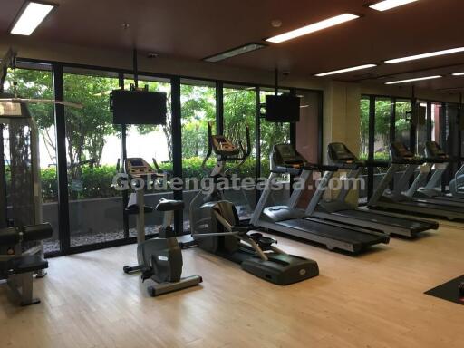 1 Bedroom condo on high floor at Noble RE D - Phaholyothin - Ari