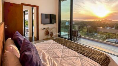 Bedroom with a view and modern furnishings