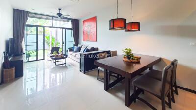 Spacious living room with modern decor