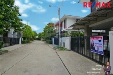 295 Sqm., 3 Beds Townhouse listed for ฿ 18,200,000.