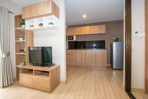 1 bed condo at Airport Home Condo : comfortably furnished with your in mind!