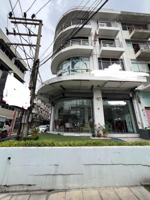 Commercial/Shophouse for Rent in Suan Luang