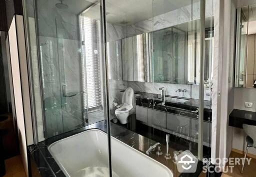 1-BR Condo at Saladaeng One near MRT Si Lom