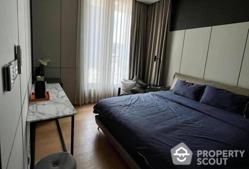 1-BR Condo at Saladaeng One near MRT Si Lom